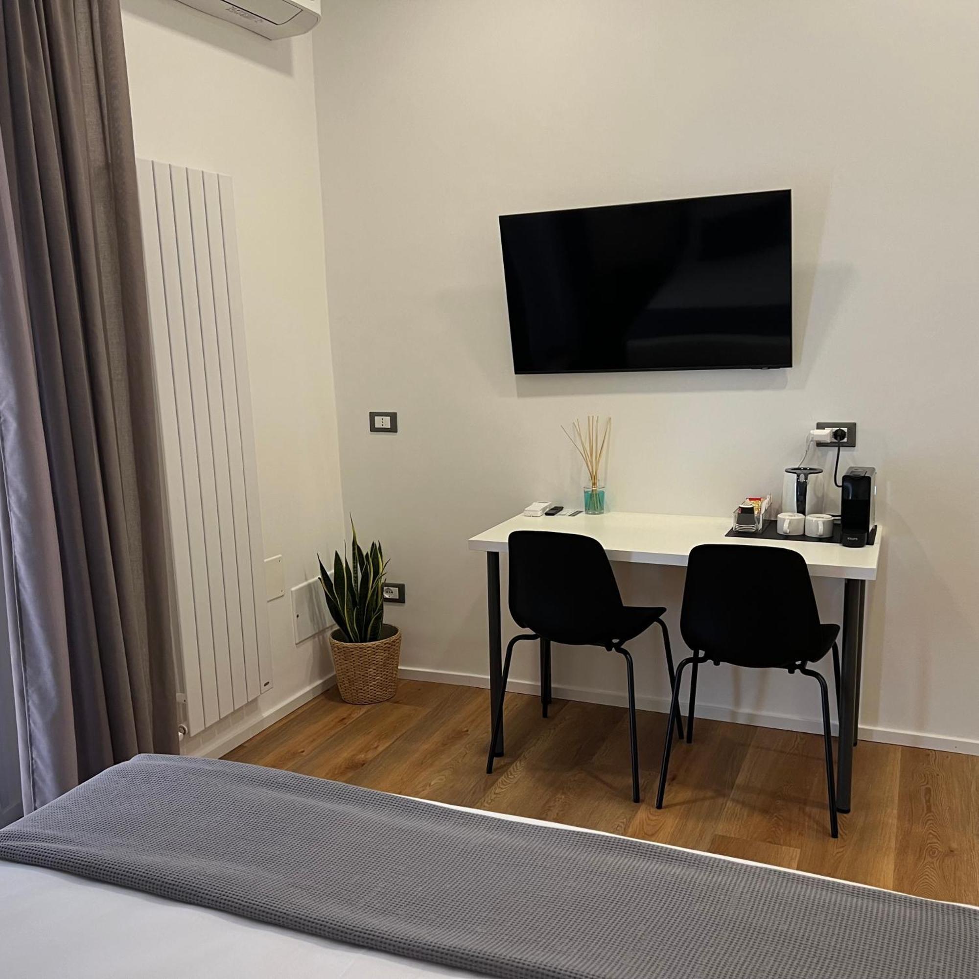 Sunrise Rooms La Spezia Extérieur photo